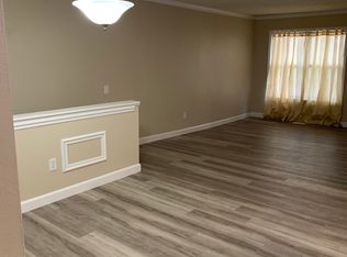 139 Carnegie Ct, Valley Park, MO 63088