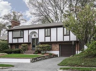 11 Whittier Rd, Wakefield, MA 01880