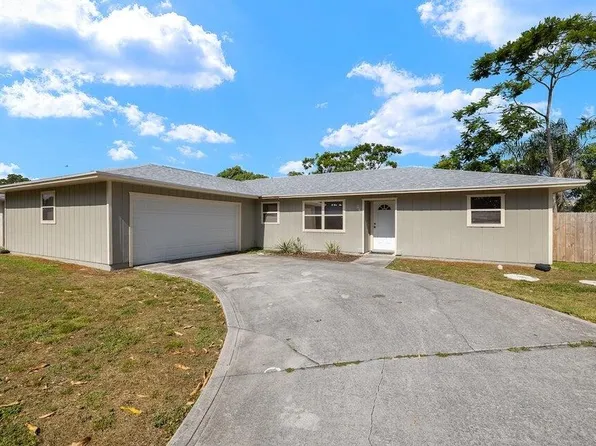 2542 SW Warwick Street, Port St Lucie, FL 34984