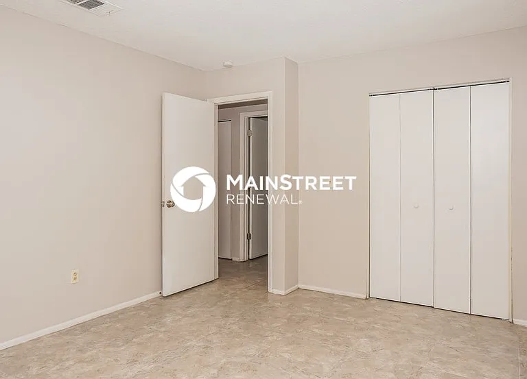 1287 Wadsworth St SE — Photo 10