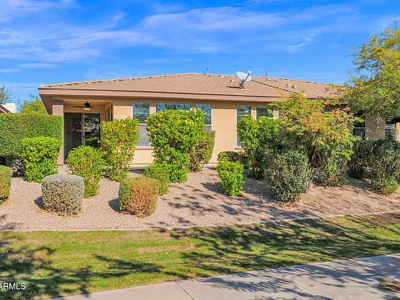4th image of 731 E VERDE Boulevard