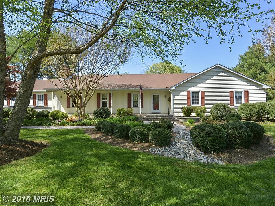 113 Governors Way