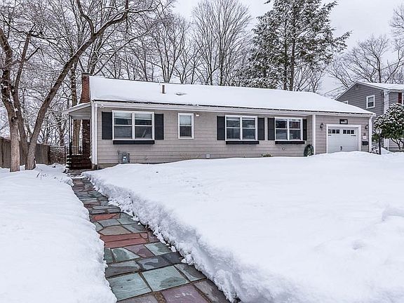 2nd image of 18 Greensboro Rd