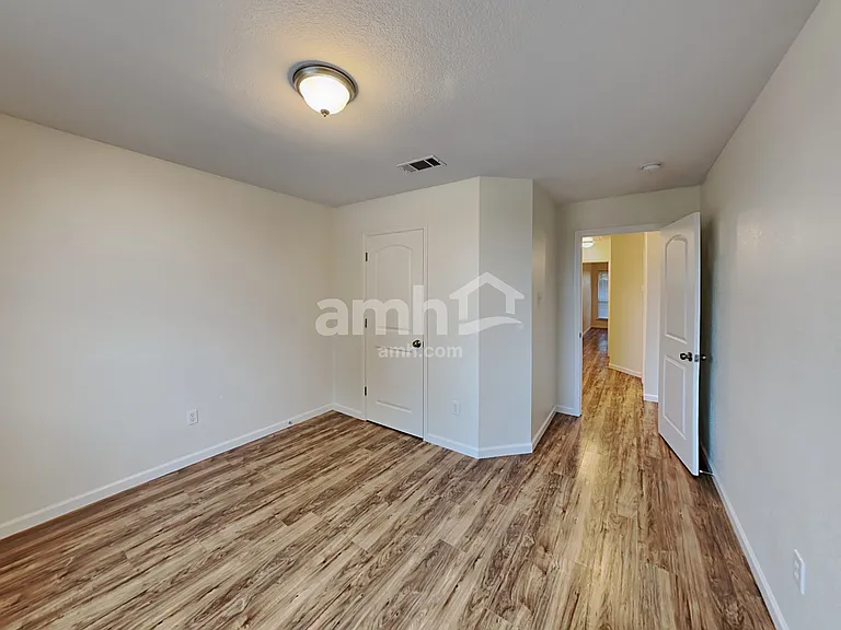 3453 Newgate St — Photo 14