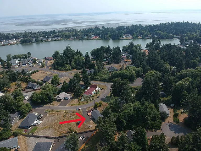 737 Wood Duck Ave SE — Photo 39