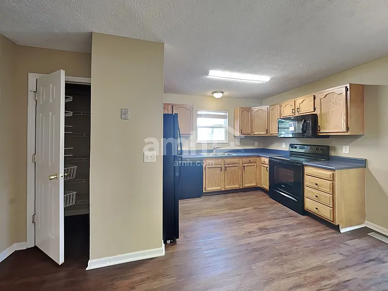 4150 Loyala Chase Ln — Photo 3