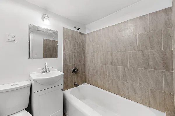 Rented by REAL New York | media 14