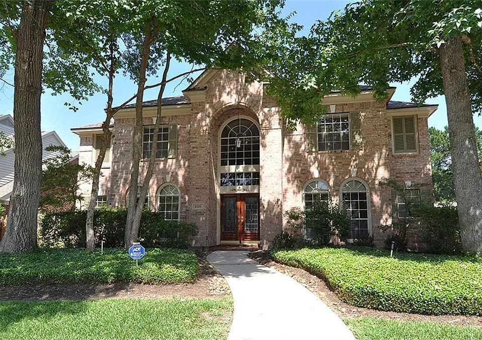 1st image of 3530 Shady Village Dr