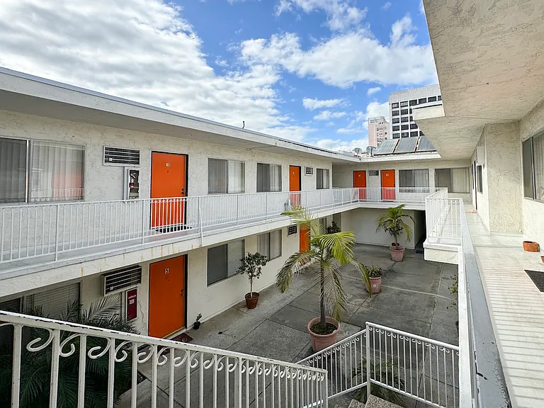 4641 La Mirada Ave #14 — Photo 13