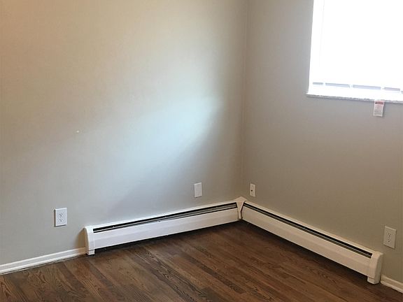 4th image of 110 Koehler Ave APT 4