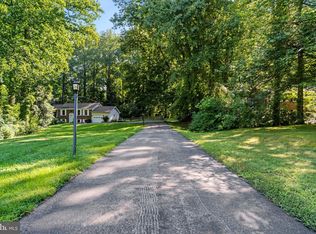 8819 Lafayette Dr, Owings, MD 20736