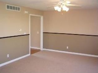 2411 W Miners Dr, Dunlap, IL 61525