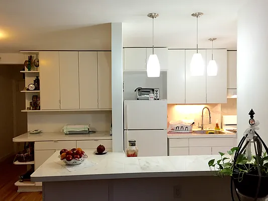 Sold by RE MAX Team | media 20