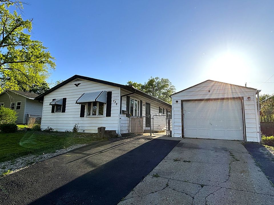 1st image of 728 Houston Dr