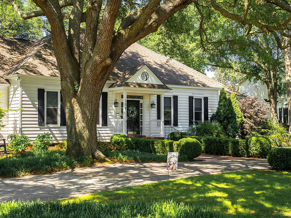 1st image of 100 Gatewood Dr