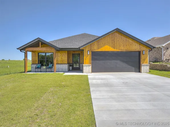 5908 Coldspring Ln, Bartlesville, OK 74006