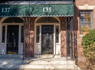135 Freeman St APT 1A, Brookline, MA 02446