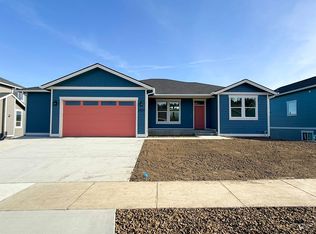 2424 E 3rd St, Moscow, ID 83843