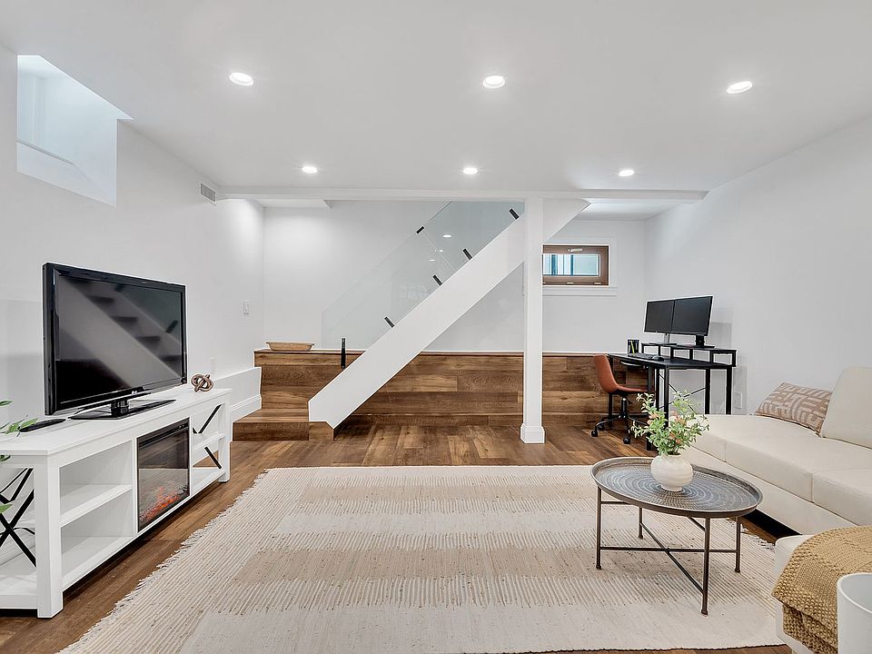 1st image of 27-12 27th St #4