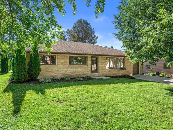 W238N6498 Elmwood AVENUE, Sussex, WI 53089