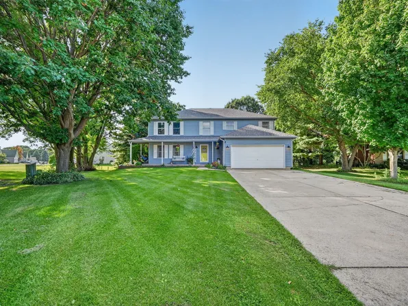30941 Oak St, Genoa, IL 60135