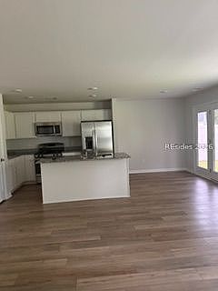 5th image of 277 Twin Ponds Dr