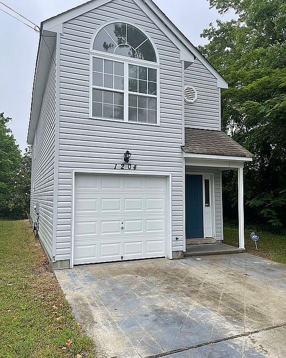 1st image of 1204 Railroad Ave