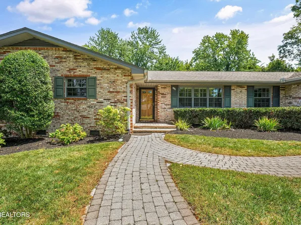 116 Essex Dr, Knoxville, TN 37922