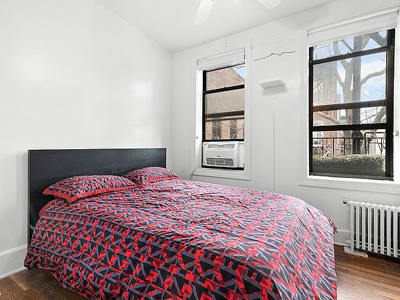 4th image of 229 Sullivan St APT 5A