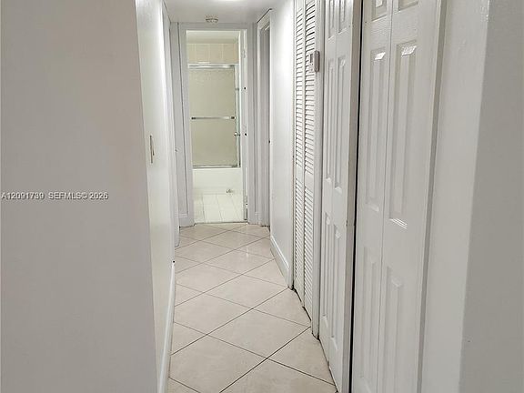 4th image of 1725 W 60th St APT F202