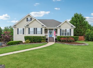 5525 Hancock Ln, Cumming, GA 30041