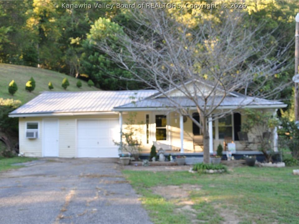 1st image of 1165 Camp Creek Rd