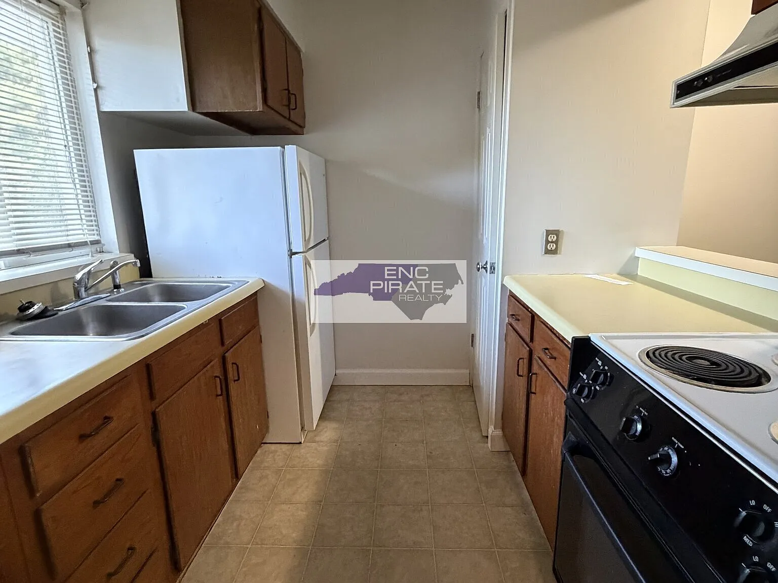1 bed, $795 — Photo 2