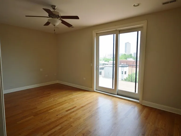 3355 N Clark St #2N — Photo 6