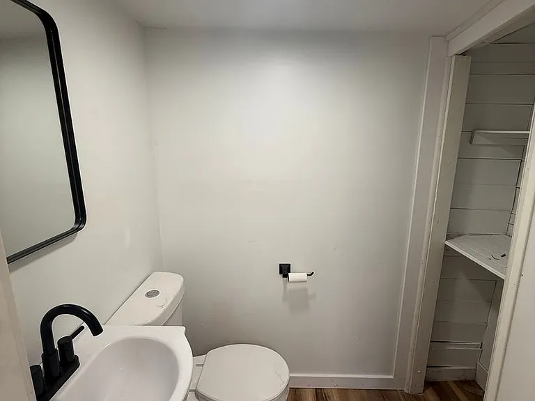 524 Short St — Photo 12