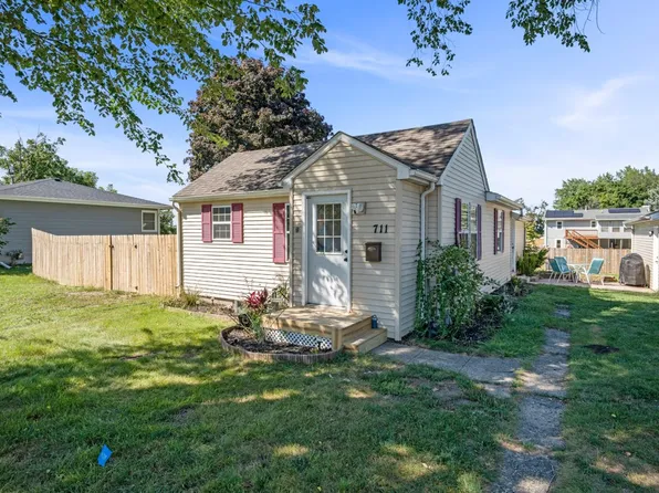 711 W 2nd St, Madrid, IA 50156