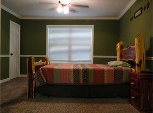 9737 Fostoria Rd, Cleveland, TX 77328