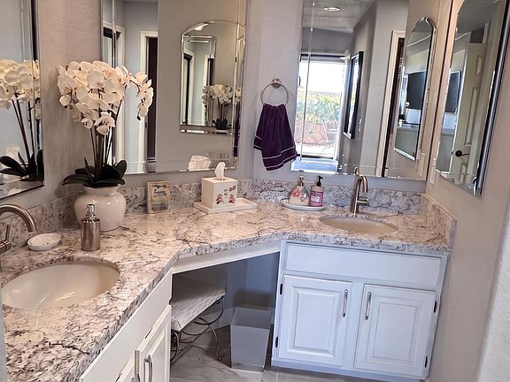 3rd image of 5833 N Misty Ridge Dr
