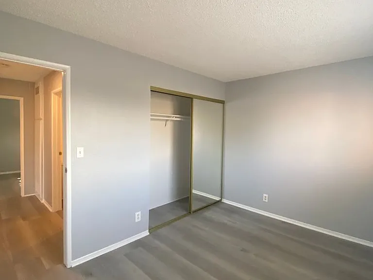 1039 Junipero Ave — Photo 12