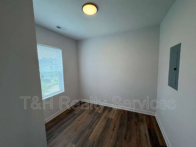 415 N Walcott St #A — Photo 9
