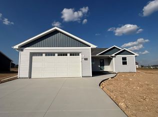 730 Bessy Ln, Chilton, WI 53014