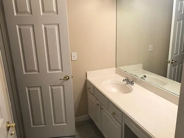 327 Regal Dr — Photo 23