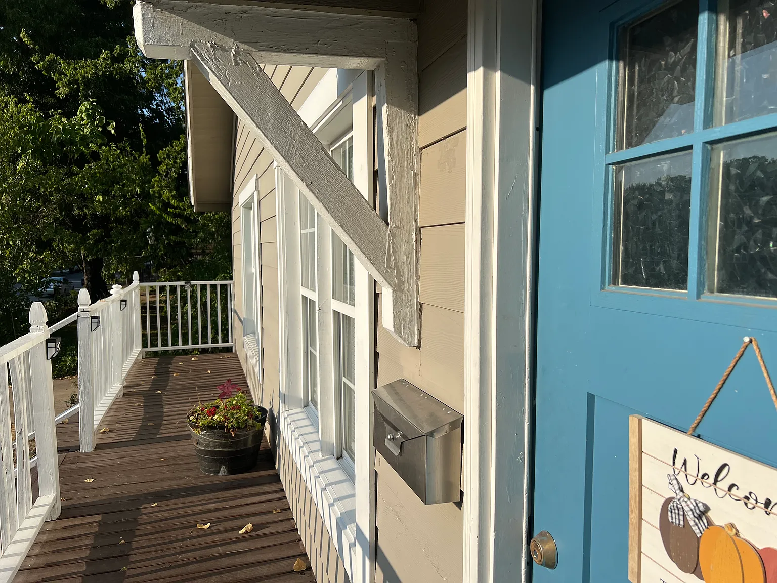 4 bed, 2200 sqft, $1,750 — Photo 2