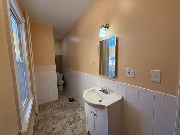4th image of 10 Gilbert Ave #A