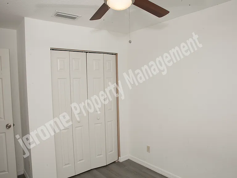 4032 11th St E — Photo 15