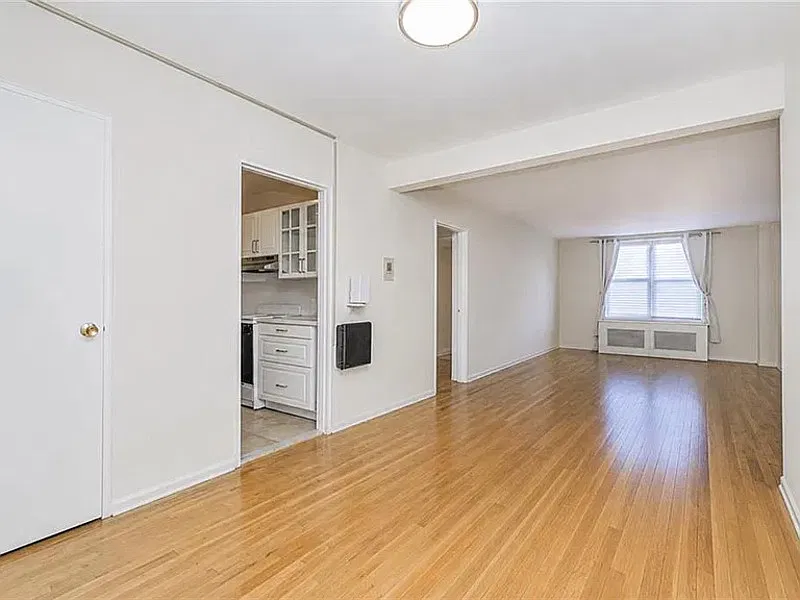 1 bed, 1.0 bath, 700 sqft, $1,611 — Photo 4