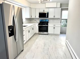 3203 N Pittsburgh Ave #4R, Chicago, IL