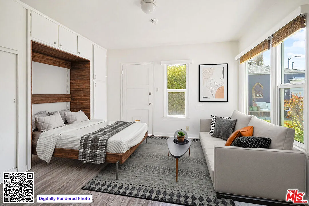 Studio, 1.0 bath, 300 sqft, $2,250 — Photo 1