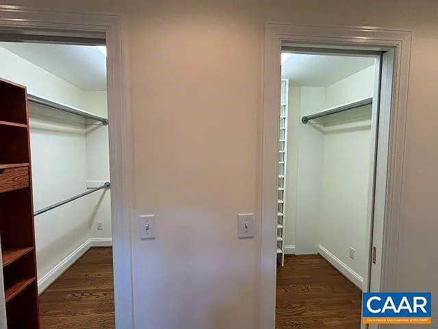 1618 Oxford Rd — Photo 33