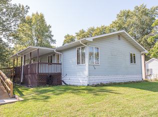 115 E Cermak Rd, Braidwood, IL 60408